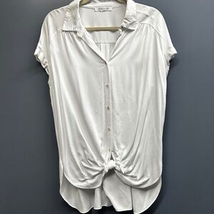 Rose & Olive nylon tie bottom shirt   Large